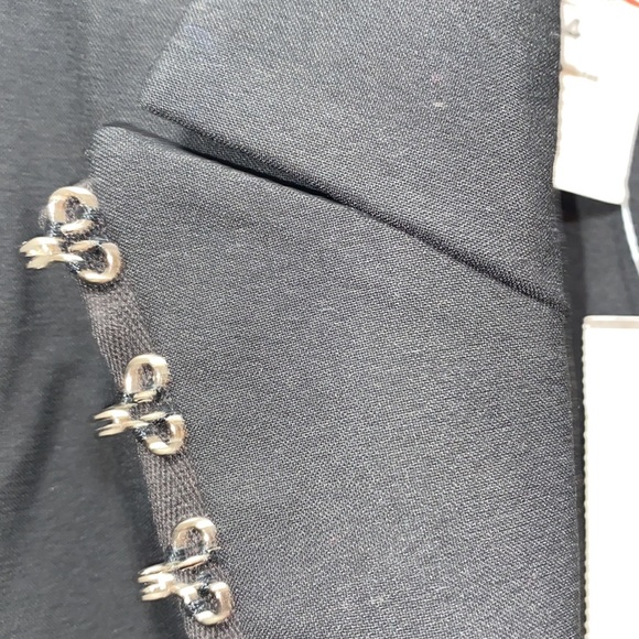 NWT CACHE BLK TUXEDO LINE HOOK&EYE JACKET SZ 4 & 0 - Picture 6 of 10